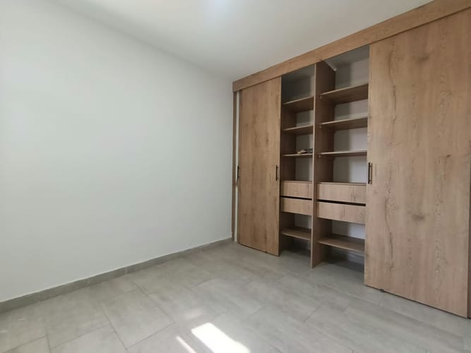 Apartamento de 2 alcobas en arriendo en Boston, Medellín, 65 m² · foto 12 de 14