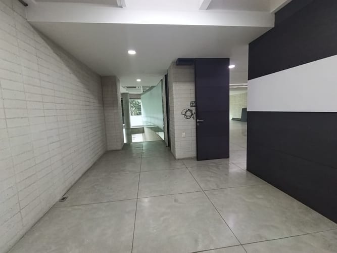 Oficina en arriendo en El Poblado, Medellín, 172 m² · foto 11 de 18
