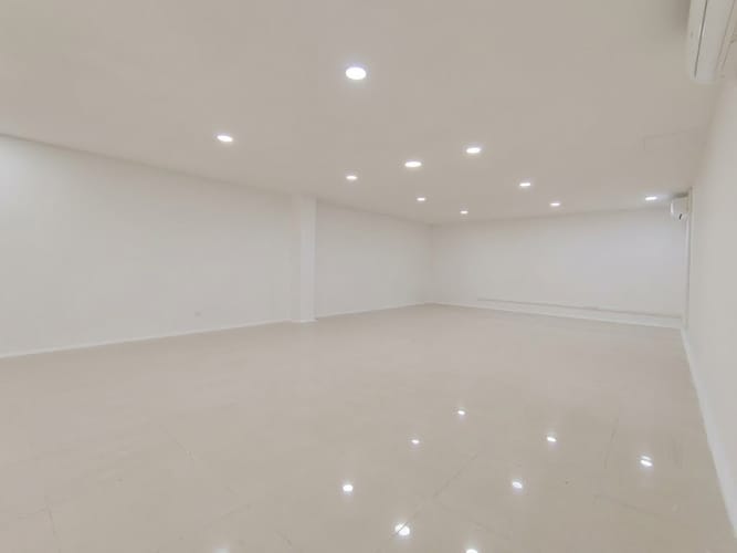 Local en arriendo en Bolivariana, Medellín, 220 m² · foto 2 de 13