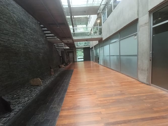 Oficina en arriendo en El Poblado, Medellín, 172 m² · foto 17 de 18