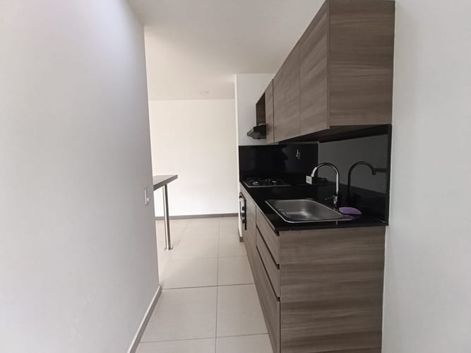Apartamento de 2 alcobas en arriendo en Las Lomitas, Sabaneta, 62 m² · foto 3 de 20