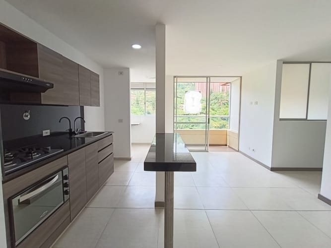 Apartamento de 2 alcobas en arriendo en Las Lomitas, Sabaneta, 62 m² · foto 4 de 20