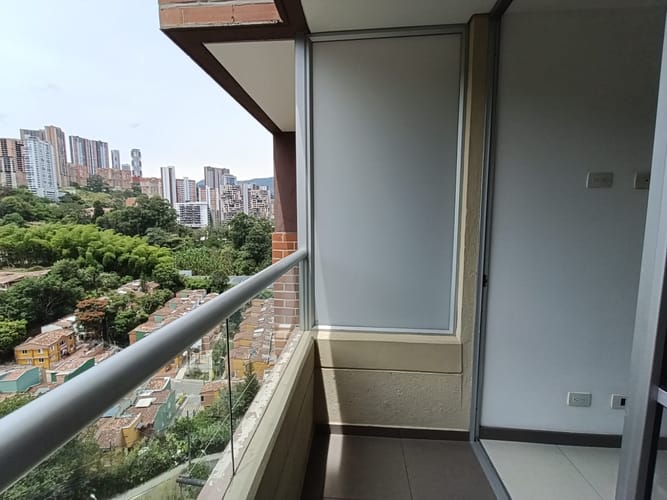 Apartamento de 2 alcobas en arriendo en Las Lomitas, Sabaneta, 62 m² · foto 8 de 20