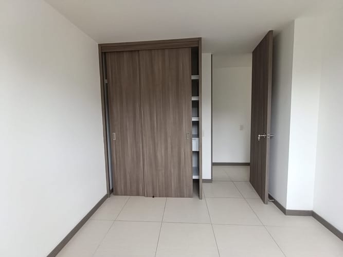 Apartamento de 2 alcobas en arriendo en Las Lomitas, Sabaneta, 62 m² · foto 12 de 20