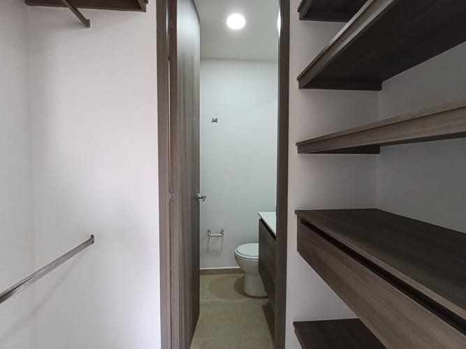 Apartamento de 2 alcobas en arriendo en Las Lomitas, Sabaneta, 62 m² · foto 14 de 20