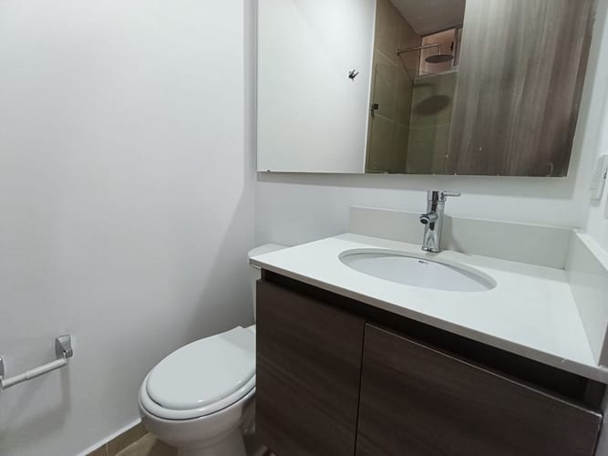 Apartamento de 2 alcobas en arriendo en Las Lomitas, Sabaneta, 62 m² · foto 16 de 20