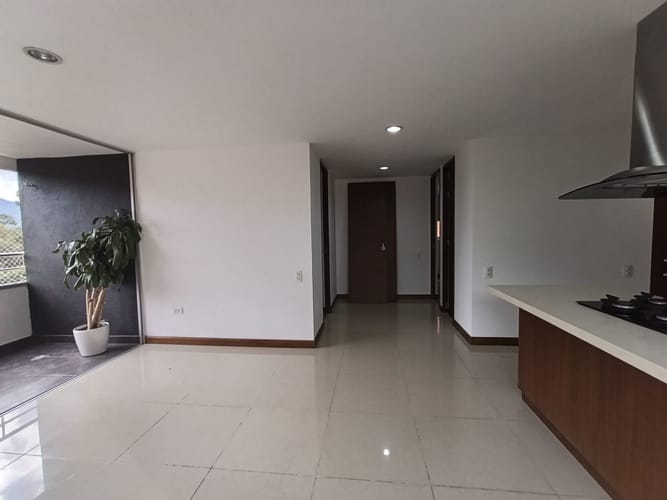 Apartamento de 2 alcobas en arriendo en Loma Del Esmeraldal, Envigado, 80 m² · foto 12 de 20