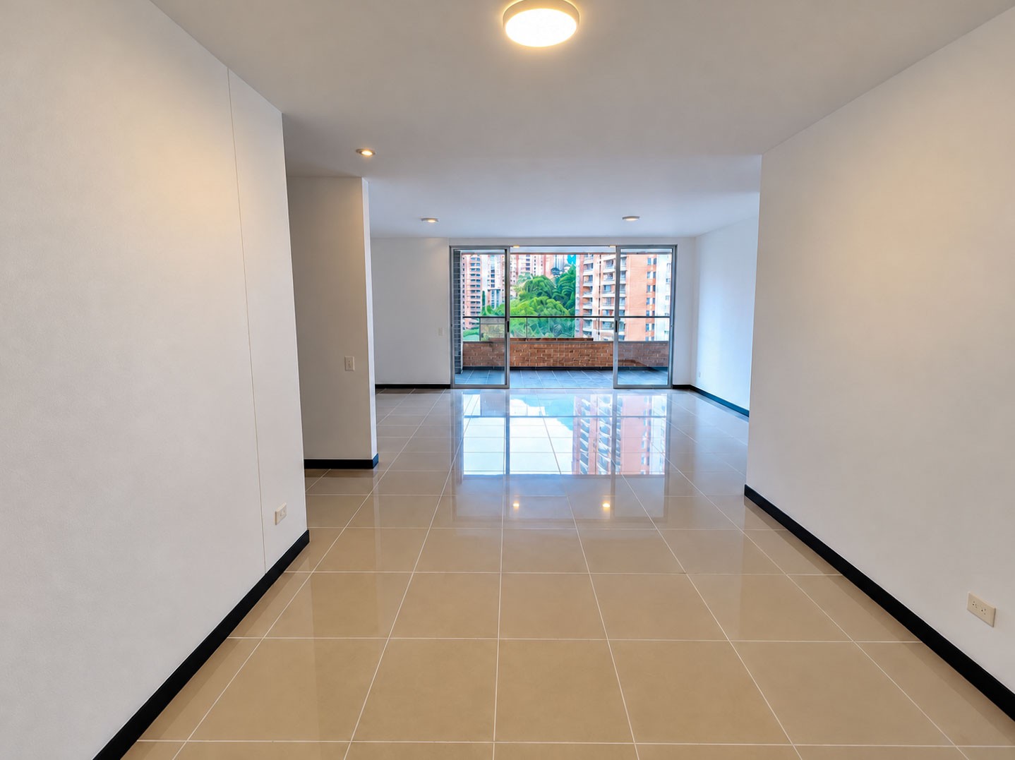 Apartamento en Arriendo en El Poblado, Medellín