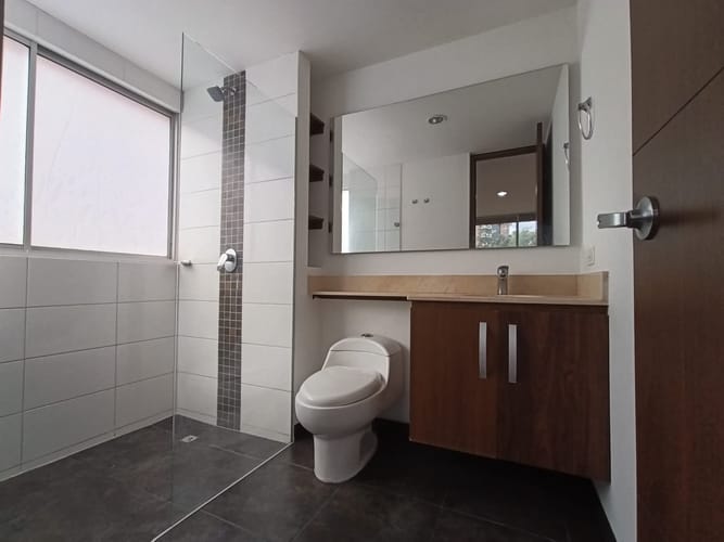 Apartamento de 2 alcobas en arriendo en Loma Del Esmeraldal, Envigado, 80 m² · foto 16 de 20