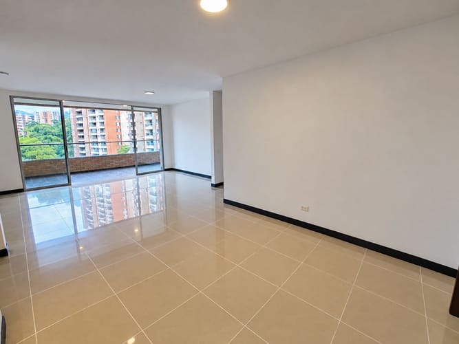 Apartamento de 3 alcobas en arriendo en La Florida, Medellín, 144 m² · foto 6 de 20