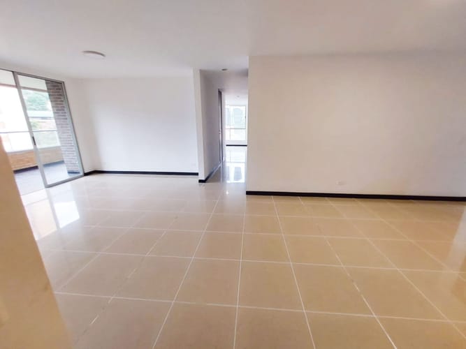 Apartamento de 3 alcobas en arriendo en La Florida, Medellín, 144 m² · foto 10 de 20