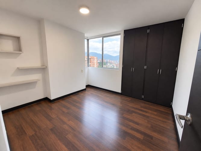 Apartamento de 3 alcobas en arriendo en La Florida, Medellín, 144 m² · foto 13 de 20