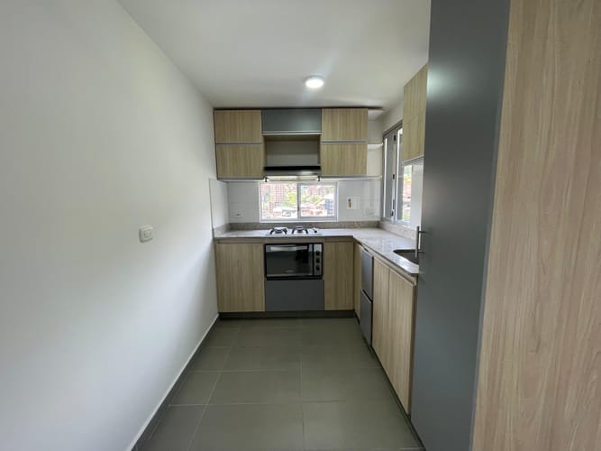 Apartamento de 3 alcobas en arriendo en Belén, Medellín, 67 m² · foto 7 de 17