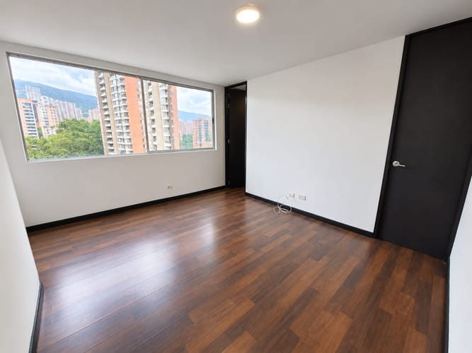 Apartamento de 3 alcobas en arriendo en La Florida, Medellín, 144 m² · foto 14 de 20