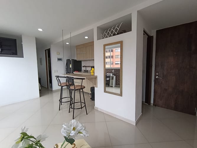 Apartaestudio en arriendo en El Tesoro, Medellín, 40 m² · foto 6 de 14