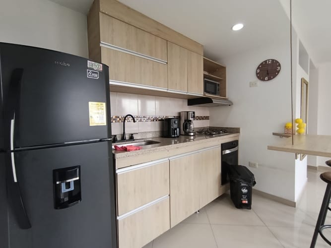 Apartaestudio en arriendo en El Tesoro, Medellín, 40 m² · foto 8 de 14