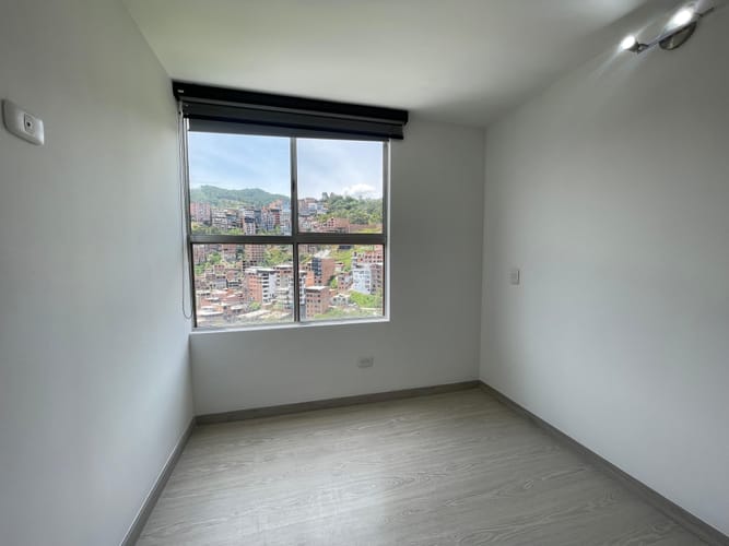 Apartamento de 3 alcobas en arriendo en Belén, Medellín, 67 m² · foto 10 de 17