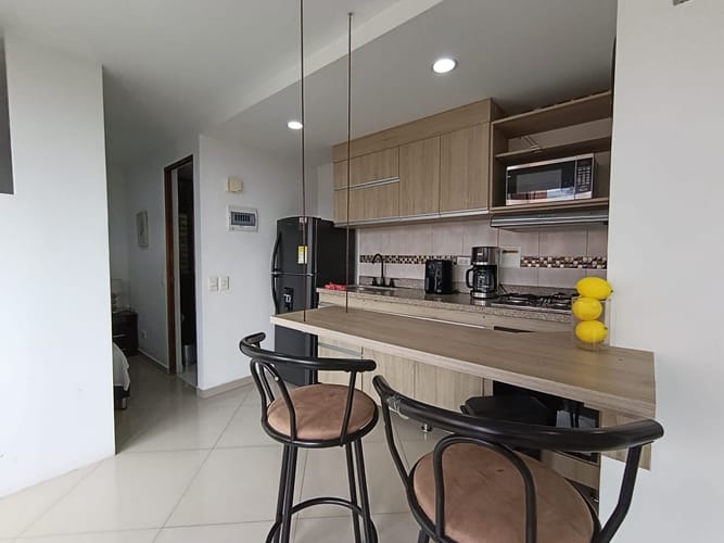 Apartaestudio en arriendo en El Tesoro, Medellín, 40 m² · foto 9 de 14