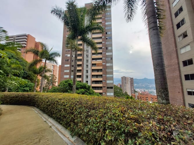 Apartamento de 3 alcobas en arriendo en La Florida, Medellín, 144 m² · foto 20 de 20