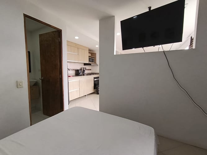 Apartaestudio en arriendo en El Tesoro, Medellín, 40 m² · foto 13 de 14