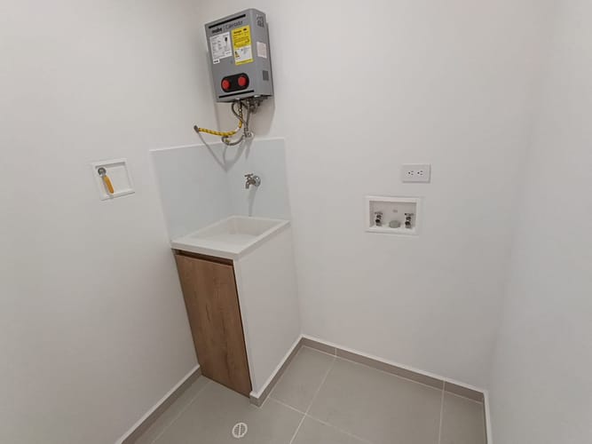 Apartamento de 2 alcobas en arriendo en Robledo, Medellín, 70 m² · foto 4 de 20
