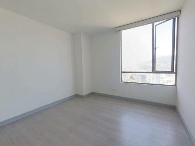 Apartamento de 3 alcobas en arriendo en Castropol, Medellín, 110 m² · foto 2 de 14