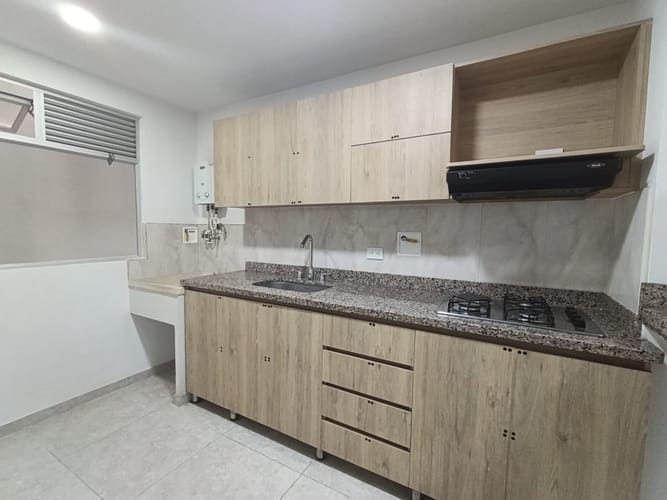 Apartamento de 2 alcobas en arriendo en Mayorca, Sabaneta, 64 m² · foto 2 de 14