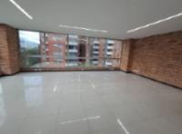 Oficina en arriendo en Colombia, Medellín, 63 m² · foto 7 de 14