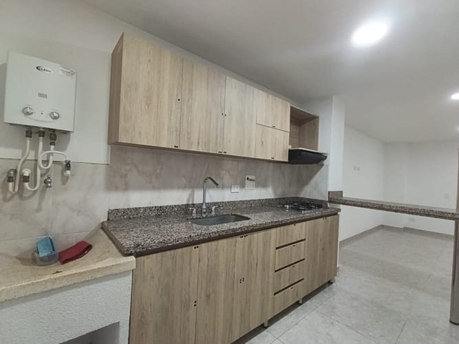 Apartamento de 2 alcobas en arriendo en Mayorca, Sabaneta, 64 m² · foto 4 de 14