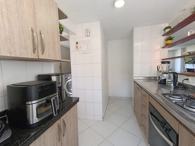 Apartamento de 3 alcobas en arriendo en Vía Las Palmas, Medellín, 86 m² · foto 7 de 20