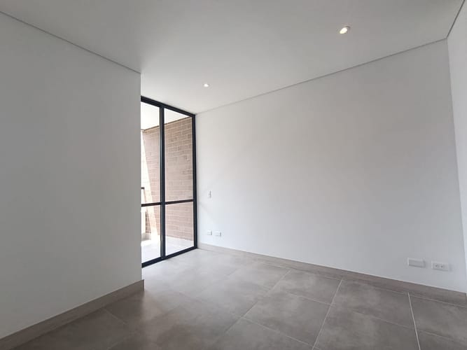 Apartamento de 2 alcobas en arriendo en El Poblado, Medellín, 89 m² · foto 12 de 14