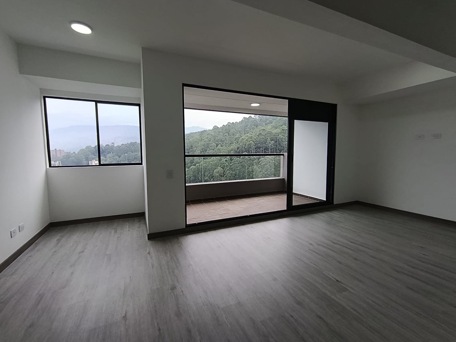 Apartamento en Arriendo en Vía Las Palmas, Medellín