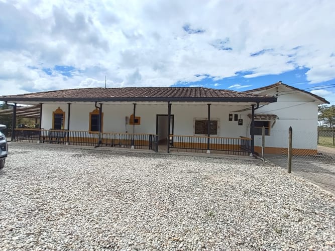 Finca en arriendo en El Porvenir, Rionegro, 400 m² · foto 2 de 20