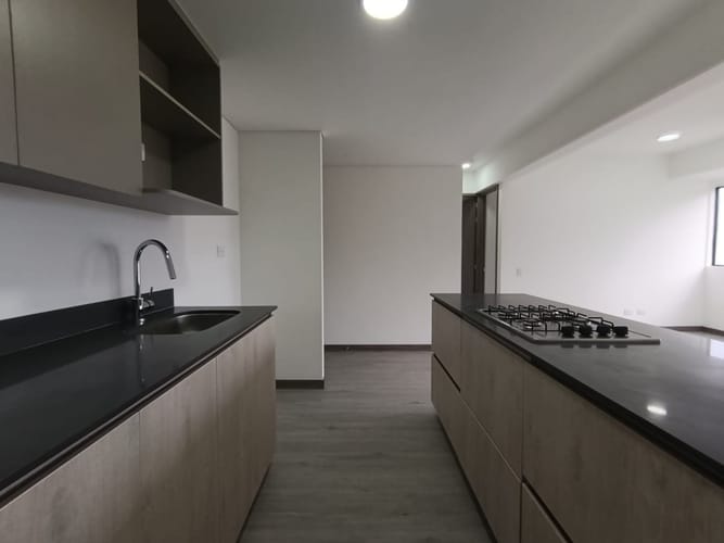 Apartamento de 2 alcobas en arriendo en Vía Las Palmas, Medellín, 69 m² · foto 7 de 20