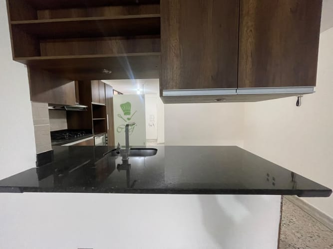 Apartamento de 2 alcobas en arriendo en Laureles, Medellín, 109 m² · foto 14 de 18