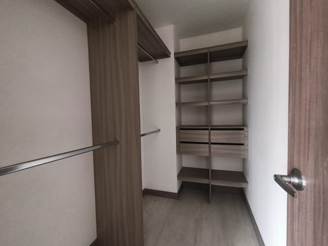 Apartamento de 3 alcobas en arriendo en Loma De La Doctora, Sabaneta, 140 m² · foto 8 de 20