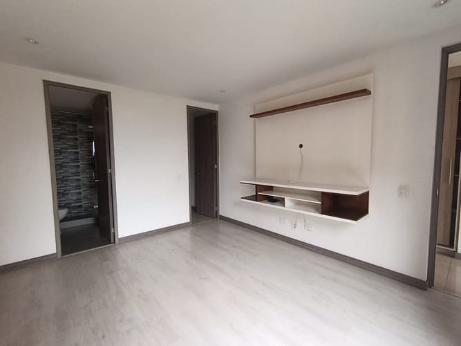 Apartamento de 3 alcobas en arriendo en Loma De La Doctora, Sabaneta, 140 m² · foto 9 de 20