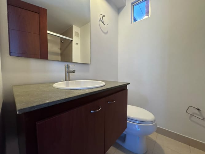 Apartamento de 2 alcobas en arriendo en El Poblado, Envigado, 76 m² · foto 7 de 15