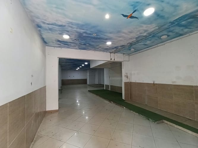 Local en arriendo en Guayaquil, Medellín, 140 m² · foto 2 de 11