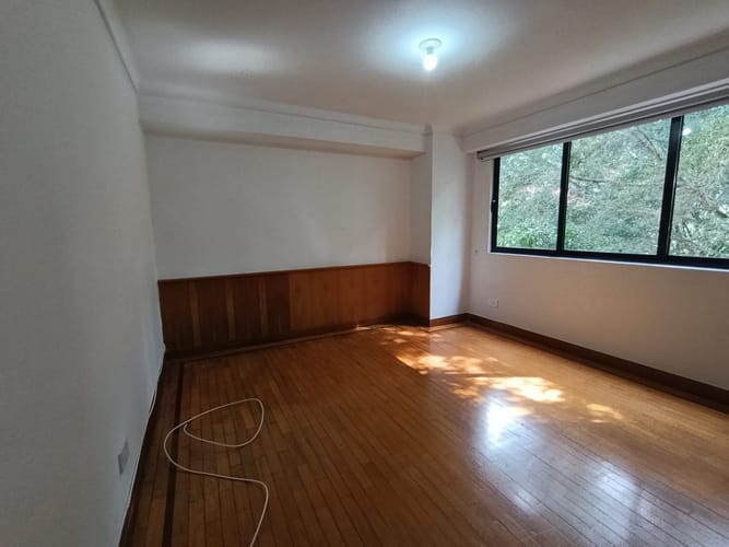 Apartamento de 3 alcobas en arriendo en El Poblado, Medellín, 148 m² · foto 14 de 19