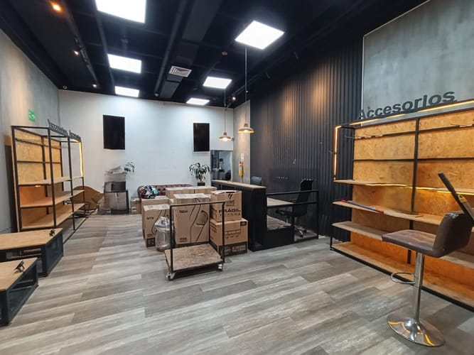 Local en arriendo en Vía Las Palmas, Medellín, 71 m² · foto 3 de 12