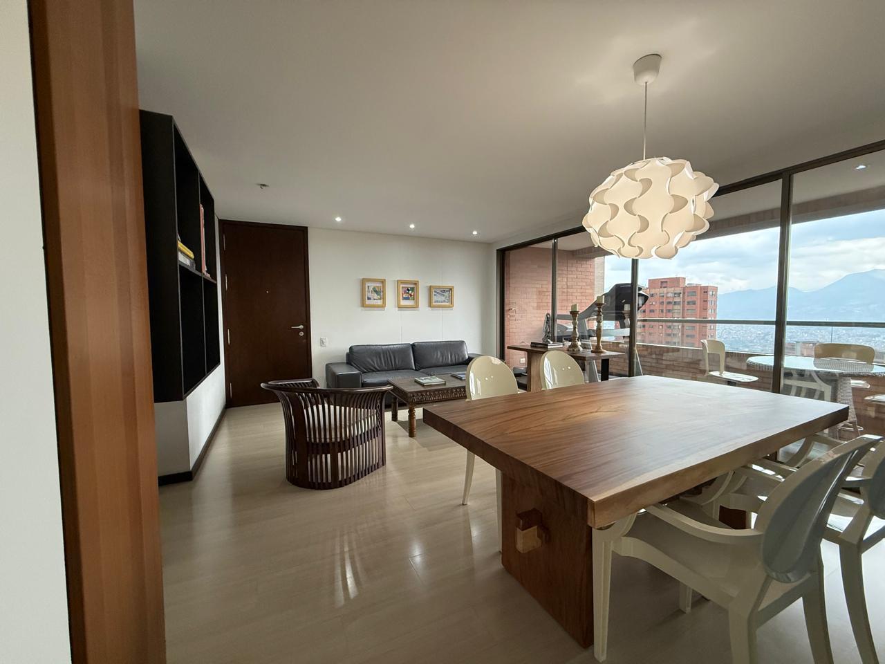Apartamento en Arriendo en El Poblado, Medellín