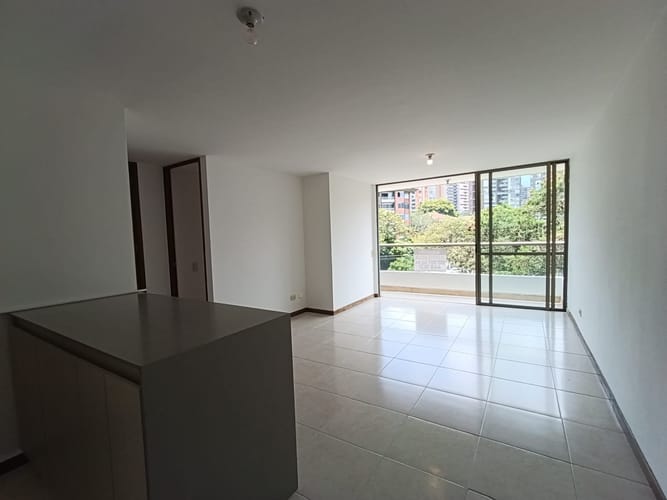 Apartamento de 2 alcobas en arriendo en Loma Del Esmeraldal, Envigado, 68 m² · foto 4 de 20