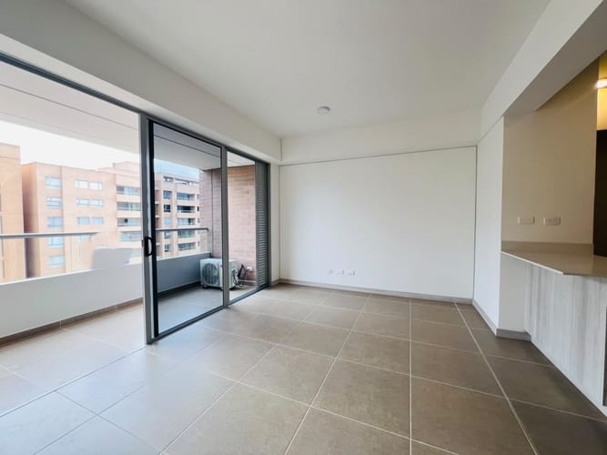 Apartamento de 2 alcobas en arriendo en Villa Carlota, Medellín, 60 m² · foto 4 de 16