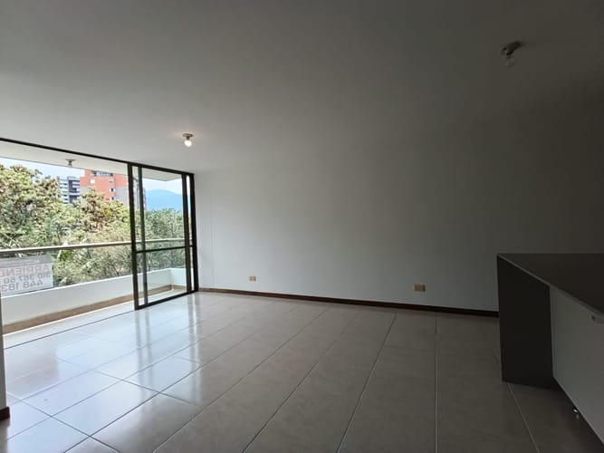 Apartamento de 2 alcobas en arriendo en Loma Del Esmeraldal, Envigado, 68 m² · foto 7 de 20