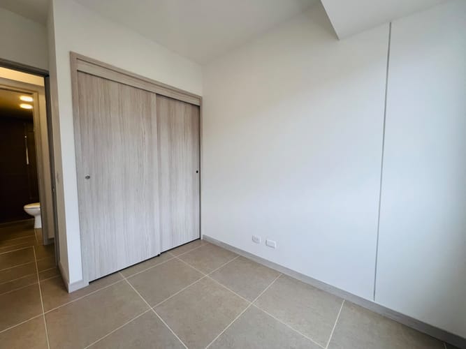 Apartamento de 2 alcobas en arriendo en Villa Carlota, Medellín, 60 m² · foto 11 de 16