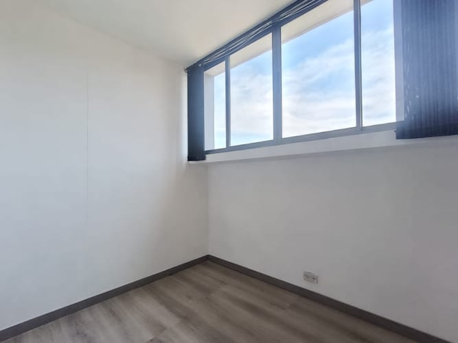 Oficina en arriendo en El Poblado, Medellín, 76 m² · foto 4 de 13