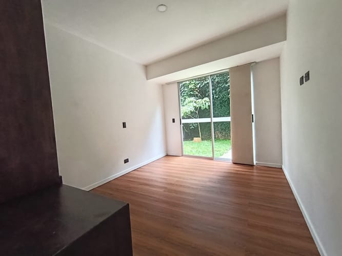 Apartamento de 3 alcobas en arriendo en Las Lomitas, Sabaneta, 90 m² · foto 2 de 20