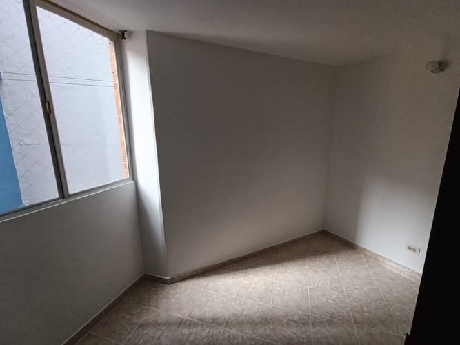 Apartamento de 3 alcobas en arriendo en Boston, Medellín, 57 m² · foto 11 de 14