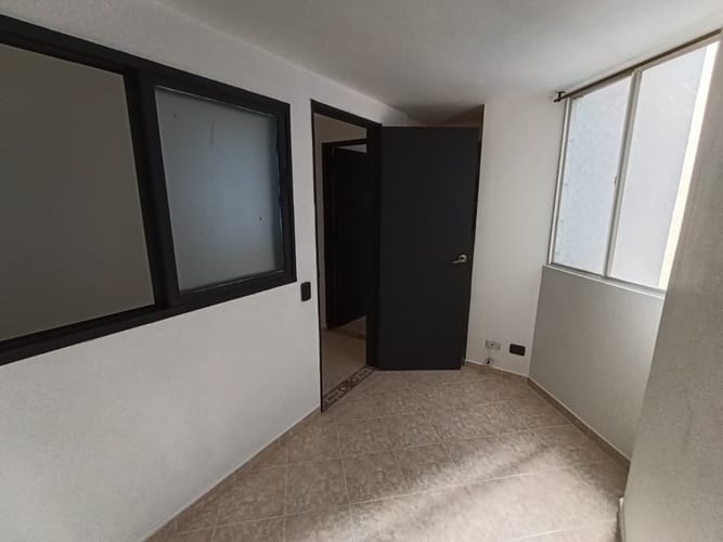 Apartamento de 3 alcobas en arriendo en Boston, Medellín, 57 m² · foto 12 de 14